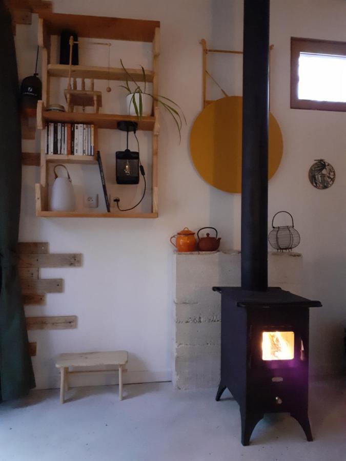 Le Gite De La Cabane De L'Oiseau Couze-et-Saint-Front Exteriér fotografie