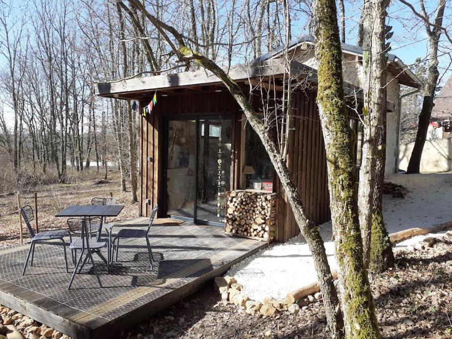 Le Gite De La Cabane De L'Oiseau Couze-et-Saint-Front Exteriér fotografie