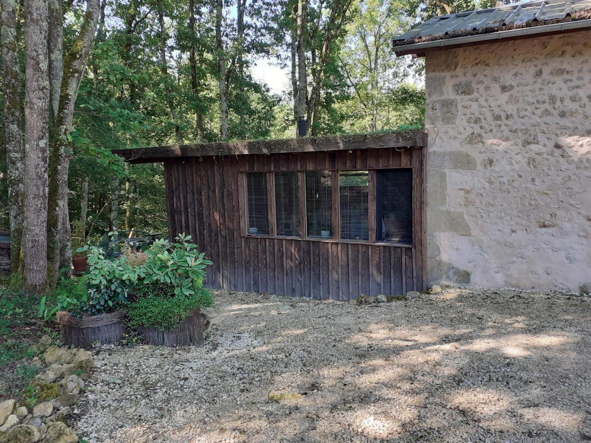 Le Gite De La Cabane De L'Oiseau Couze-et-Saint-Front Exteriér fotografie